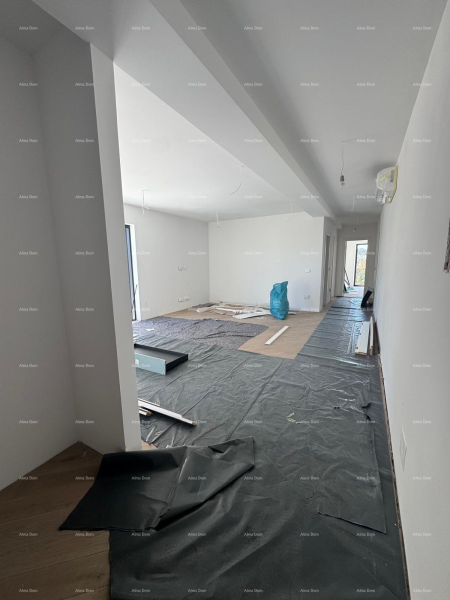 ROVINJ - New construction, large apartment in a TOP location / B 6