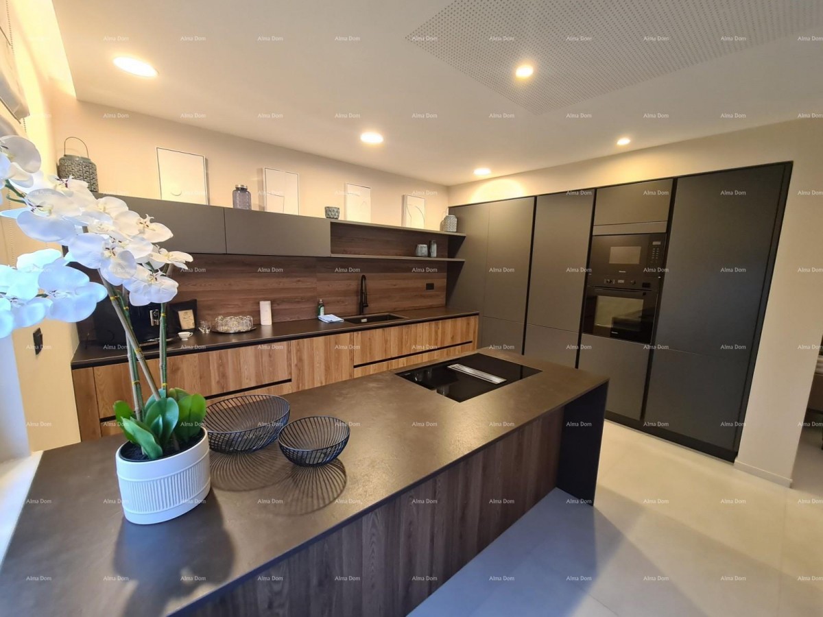 Современный дом с бассейном! BANJOLE VOLME. 2