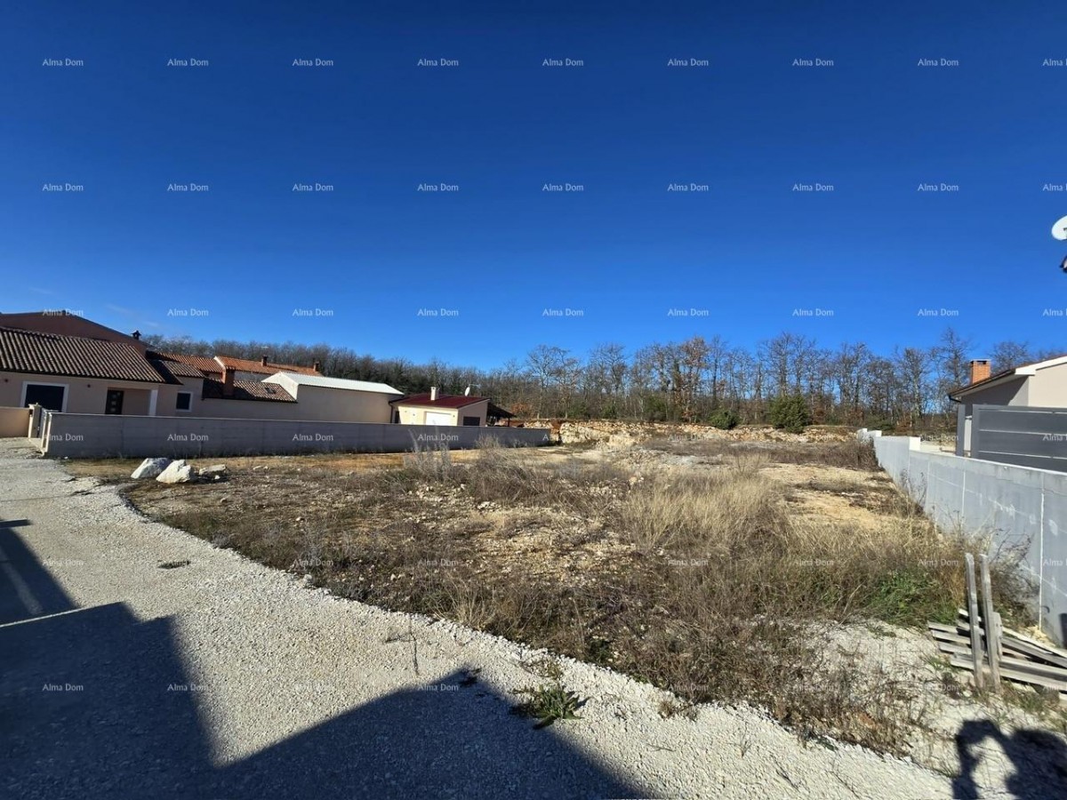 Istra. Bibići. Prodaja gradbenega zemljišča s projektom, Bibići 14
