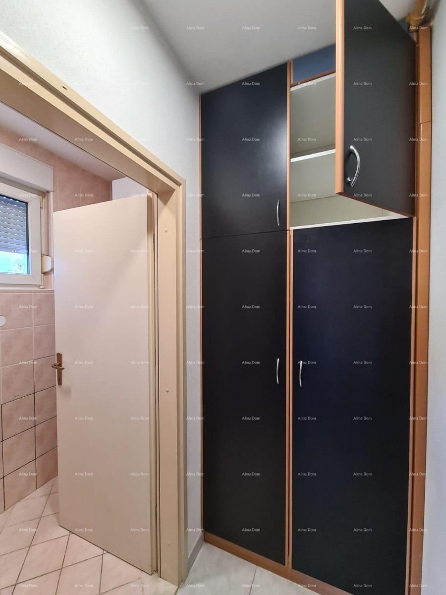 For sale: Apartment in an excellent location in Pula-Veruda, close to the sea! 20