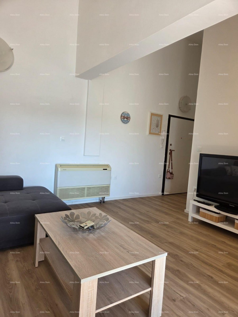 Medulin. Two-bedroom apartment with a view right by the sea 29