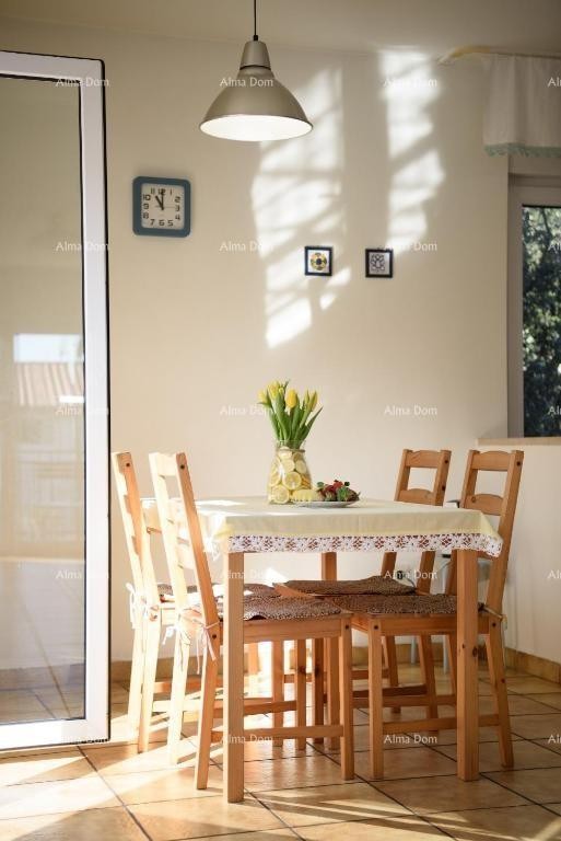 PREMANTURA – beautiful two-storey house with three apartments 2