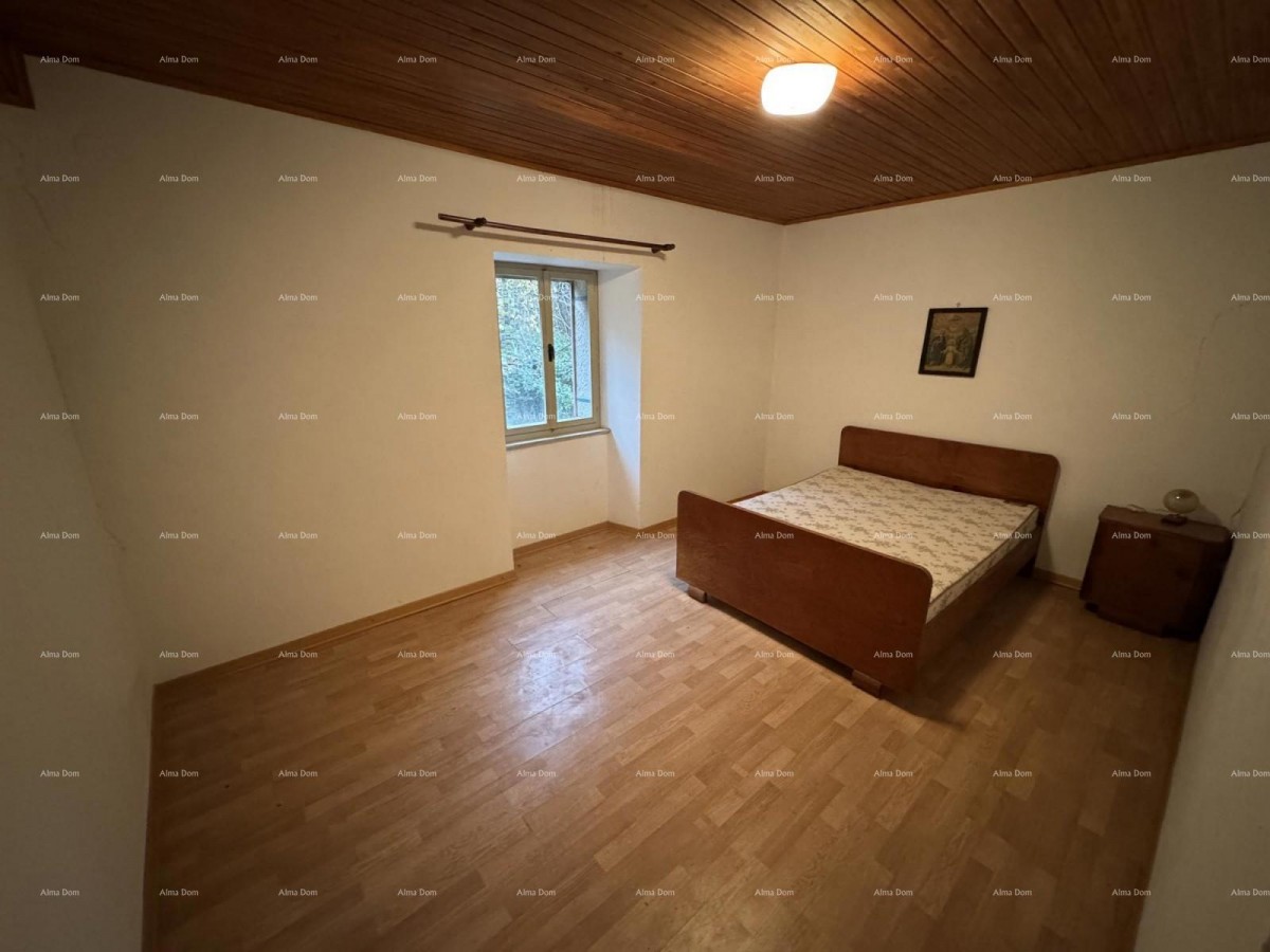 Продажа - каменный истарский дом с земельным участком, в небольшом населённом пункте, близ Бузета! 8