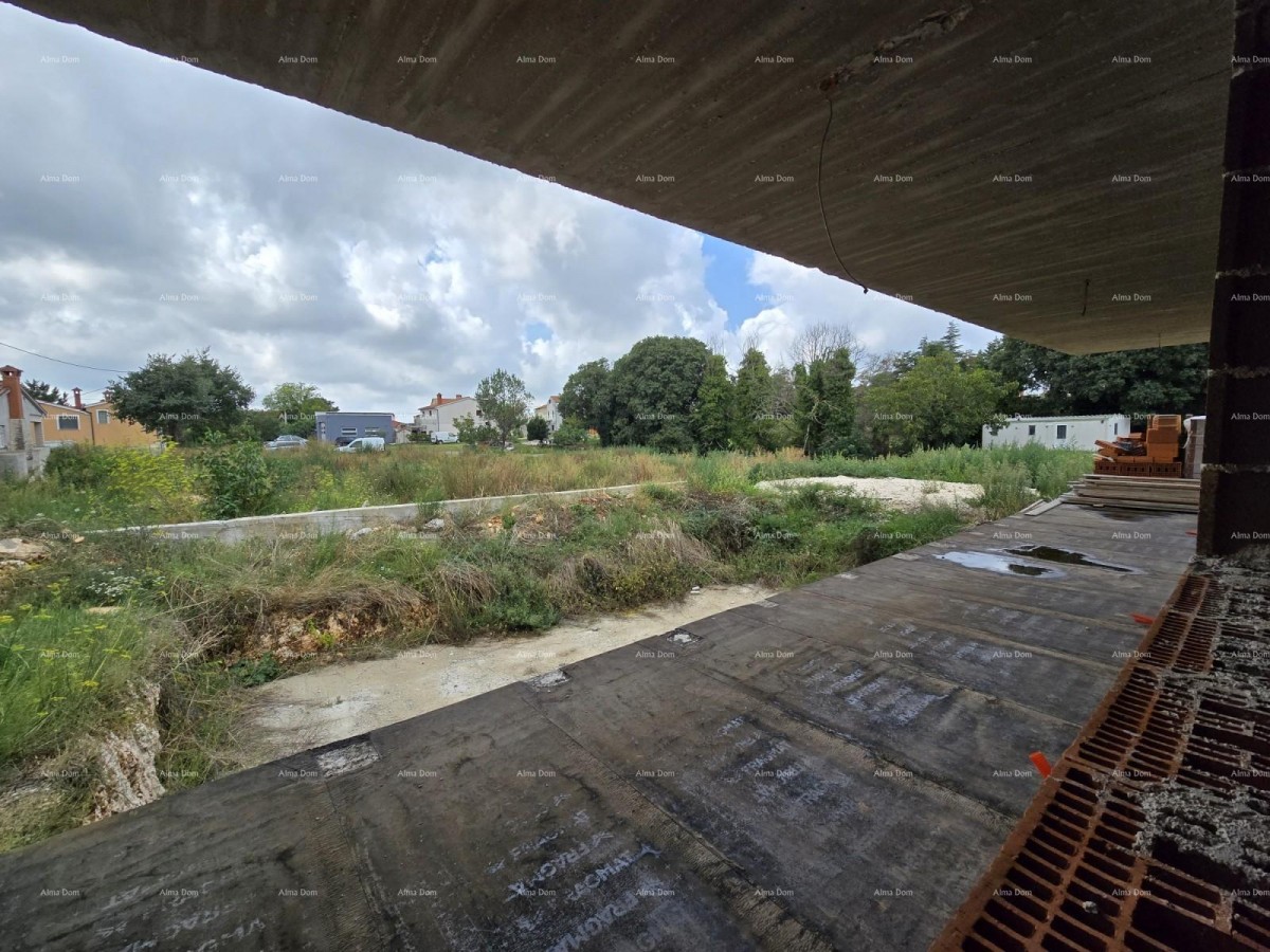 Na prodaju hiša v gradnji – Muntić. 23