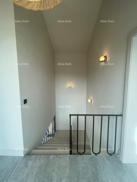 Moderna obiteljska kuća s bazenom, Krnica! 5