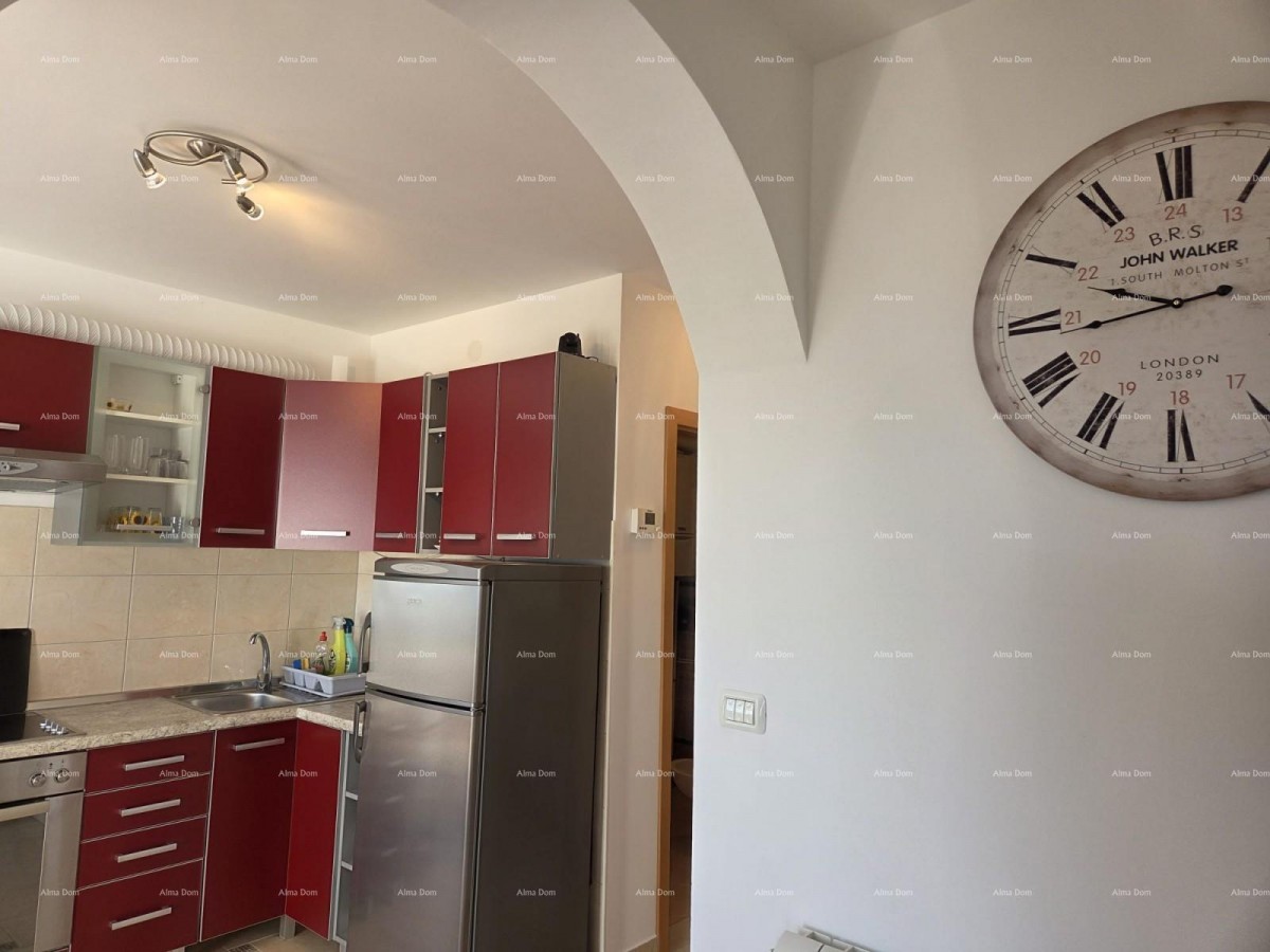 For sale: Charming 60 m² apartment, Duga Uvala, sea view 25