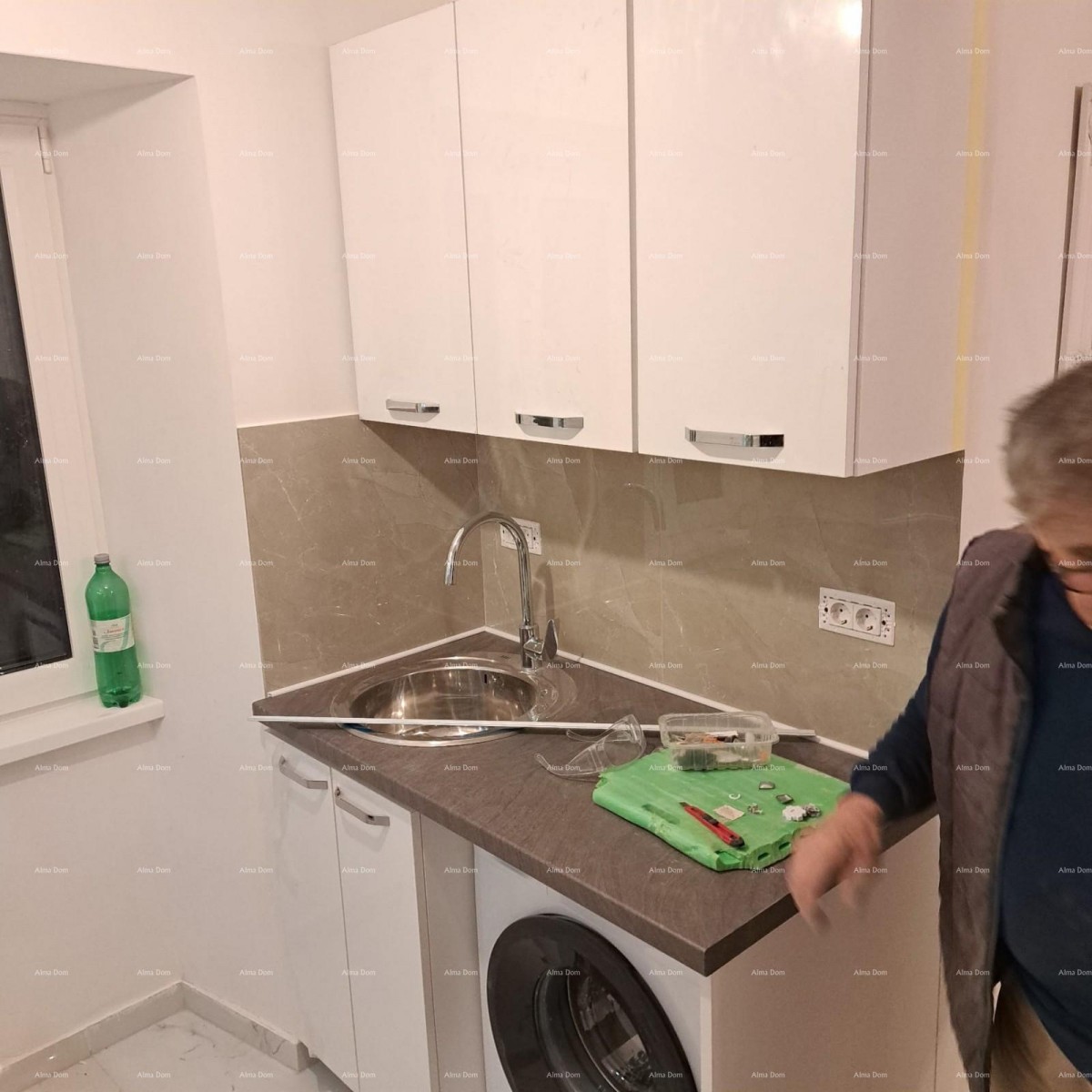 ŽMINJ – Solastniški del hiše naprodaj (3 stanovanjske enote) 18