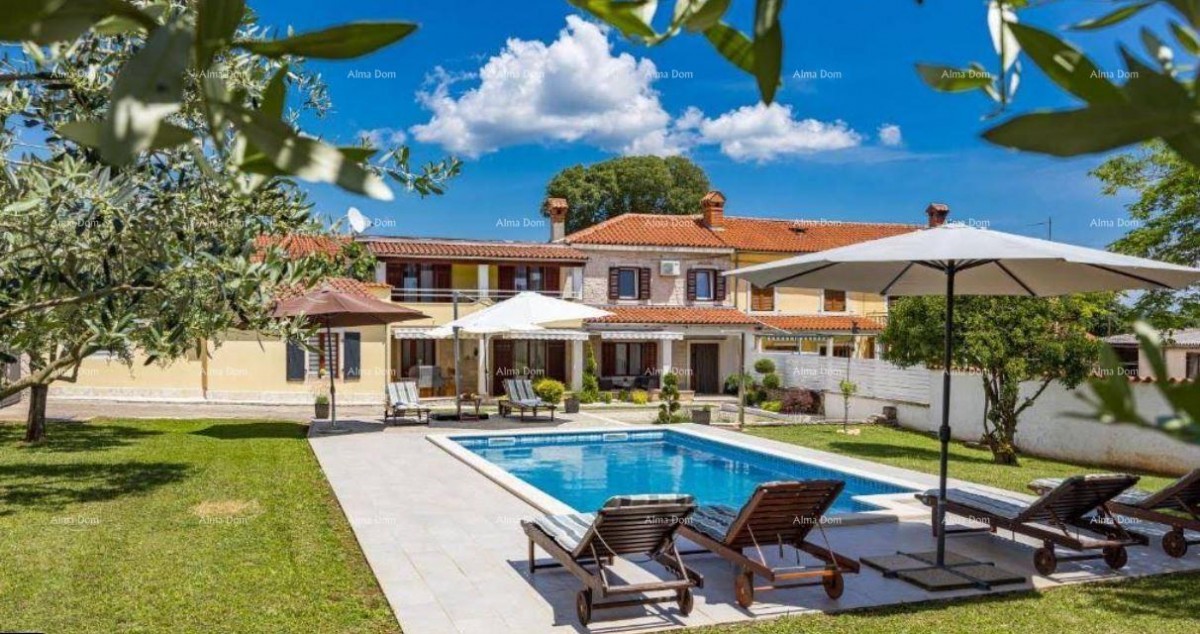 VILA S BAZENOM IN KONOBOM – HRELJIĆI, ISTRA 1