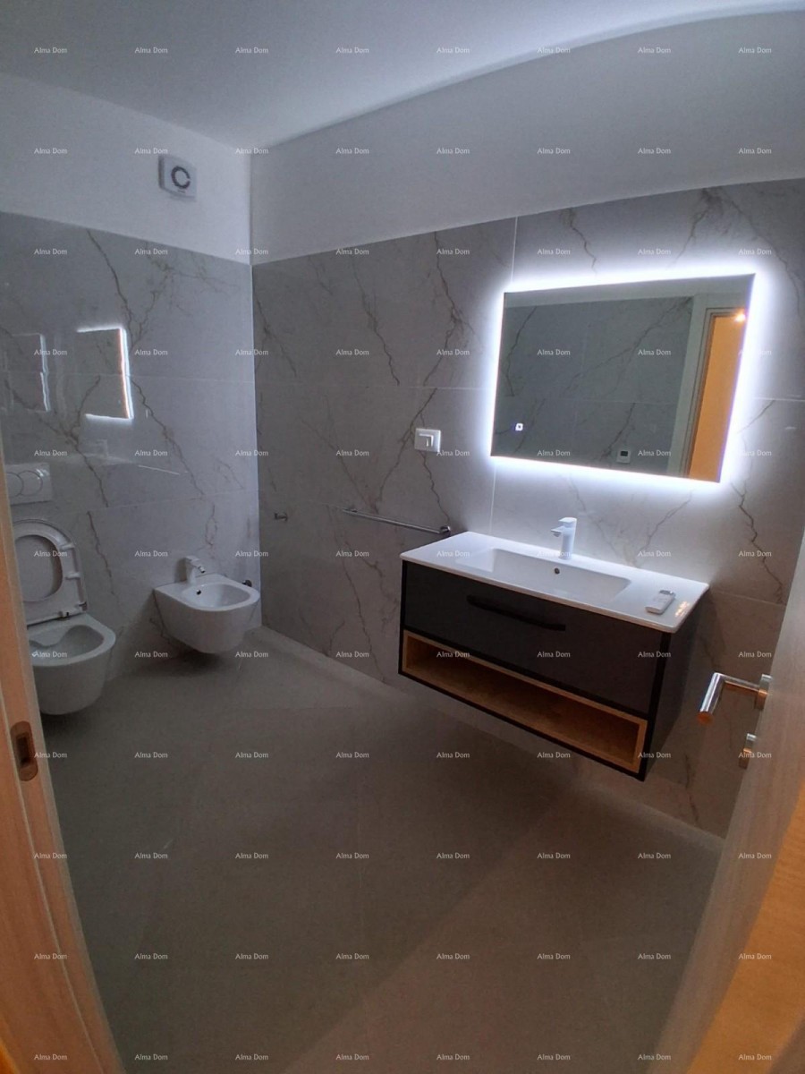 Продажа - роскошный дом на большом участке с бассейном, спа-салоном и тренажерным залом, Пореч! 34