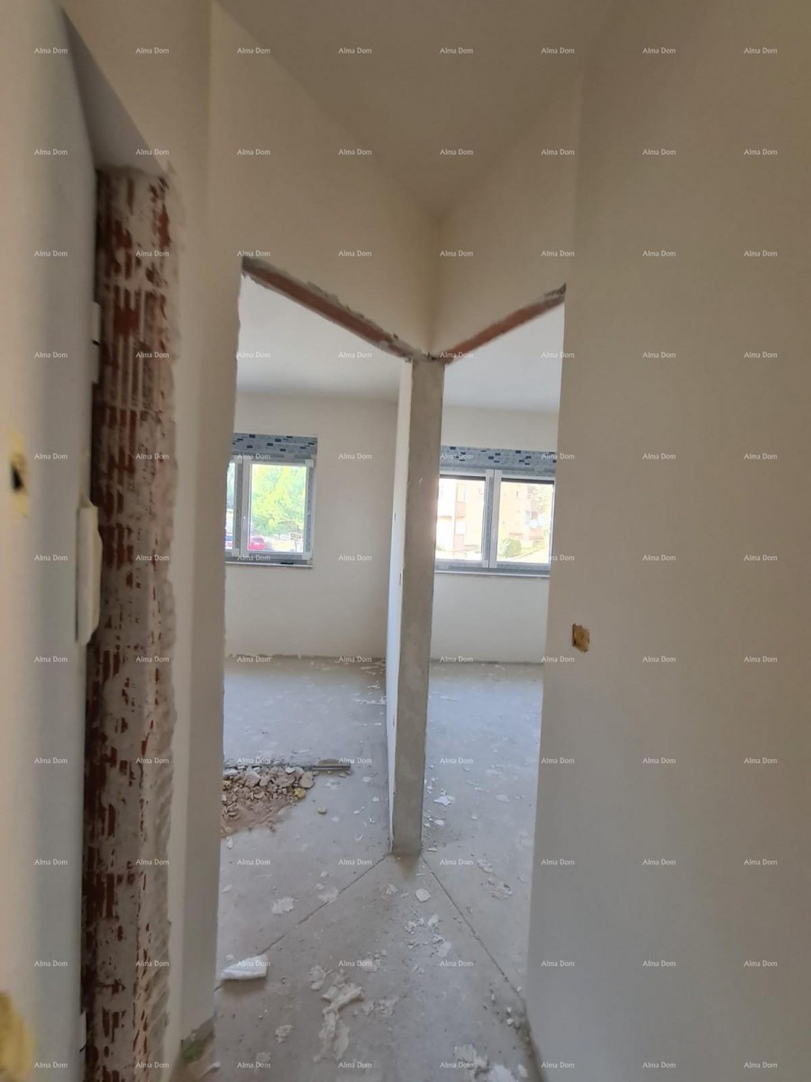 Prodaje se stan u Puli 11