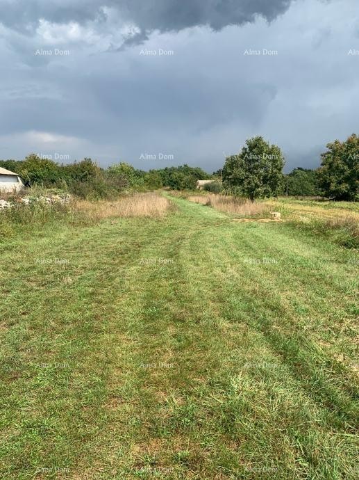 Prodaje se građevinska parcela, 520 m2, Svetvinčenat 1