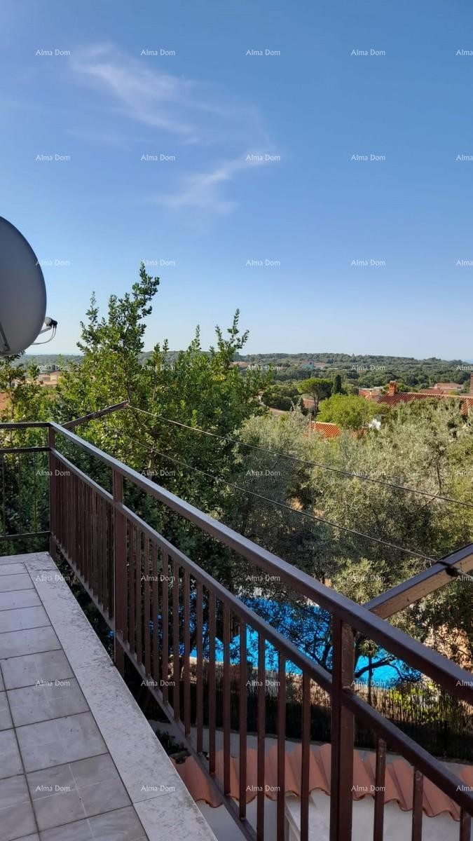 Prodaja, Ližnjan , kuća u nizu sa tri apartmana. 5