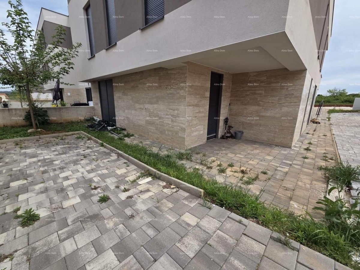 Appartamento moderno di 70 m2 con giardino – Štinjan, Pola 17