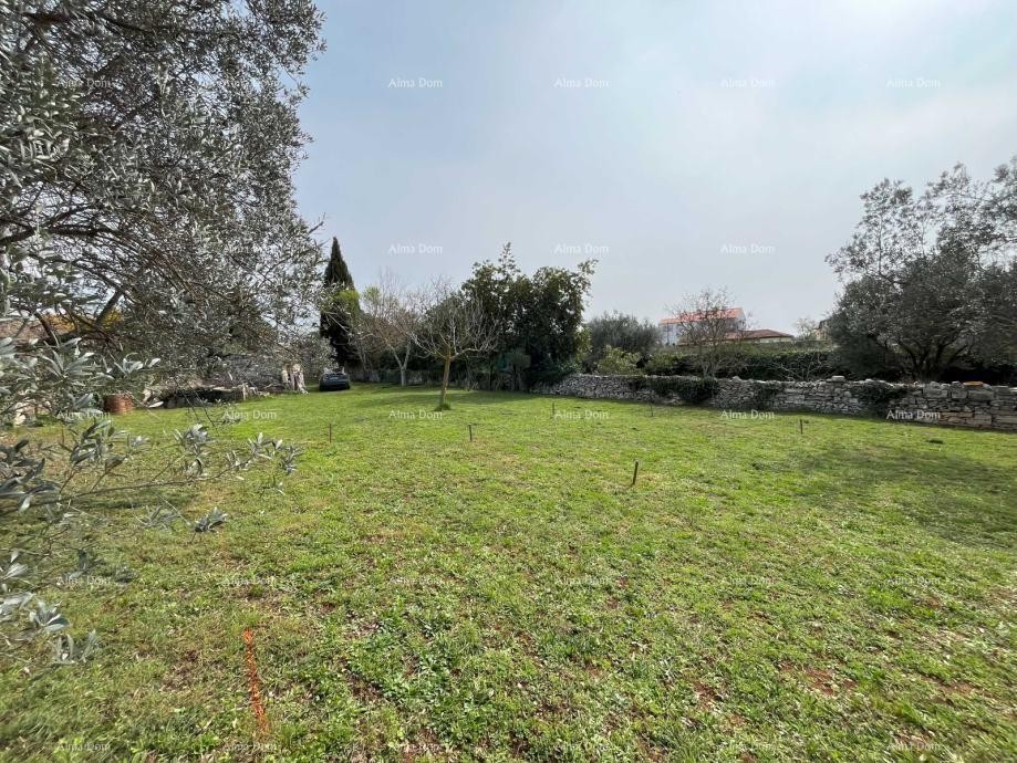 Peroj, građevinsko zemljište površine 1336 m² 2