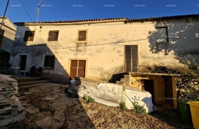 Antica casa in pietra con giardino, vicino a Pazin