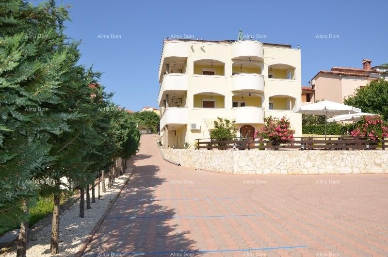 Apartmanski objekt s bazenom na odličnoj lokaciji, s pogledom na more u Medulinu 18