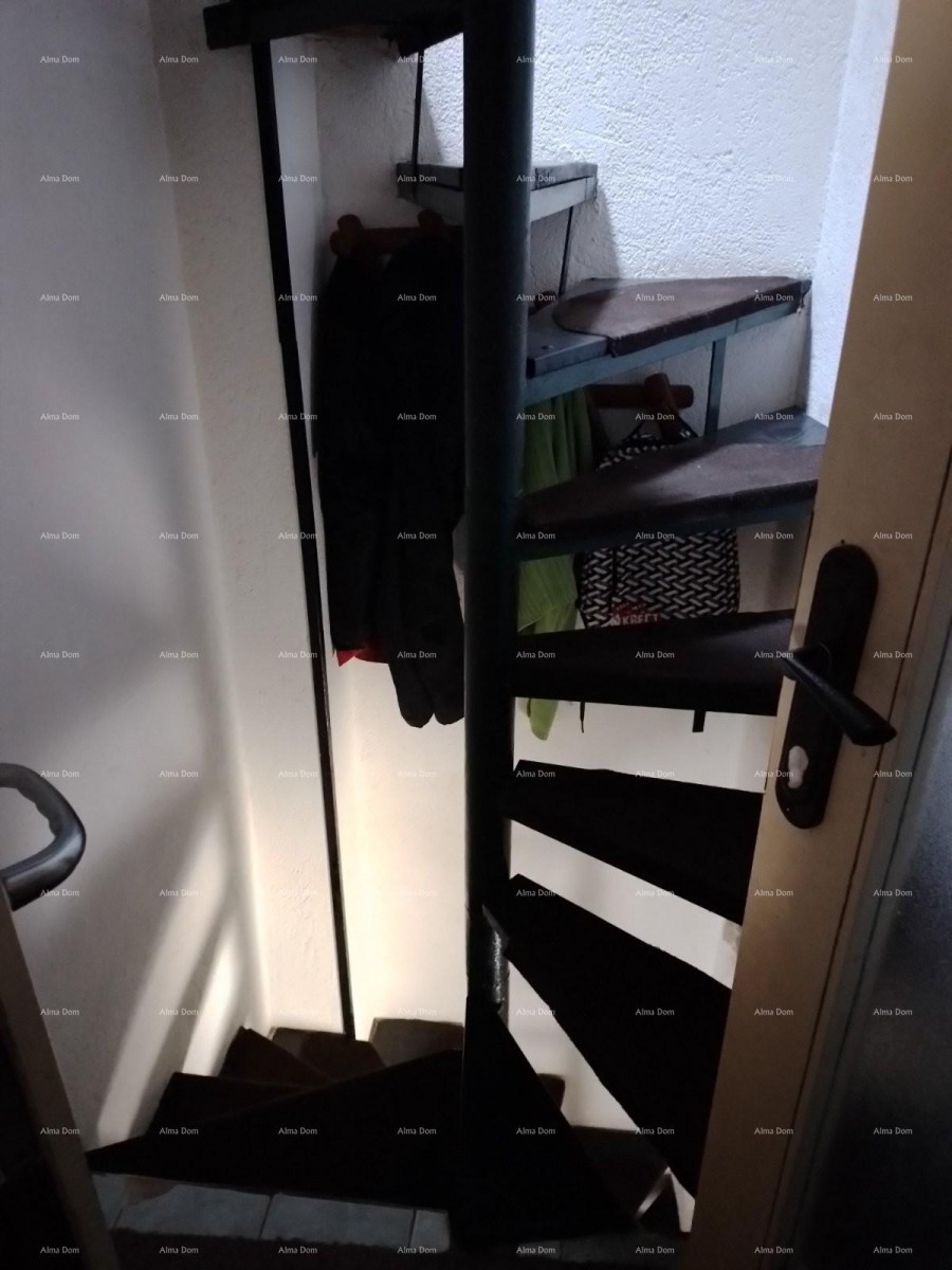 Галижана – Каменный дом в центре Галижаны, недалеко от Фажаны и Бриуни 8