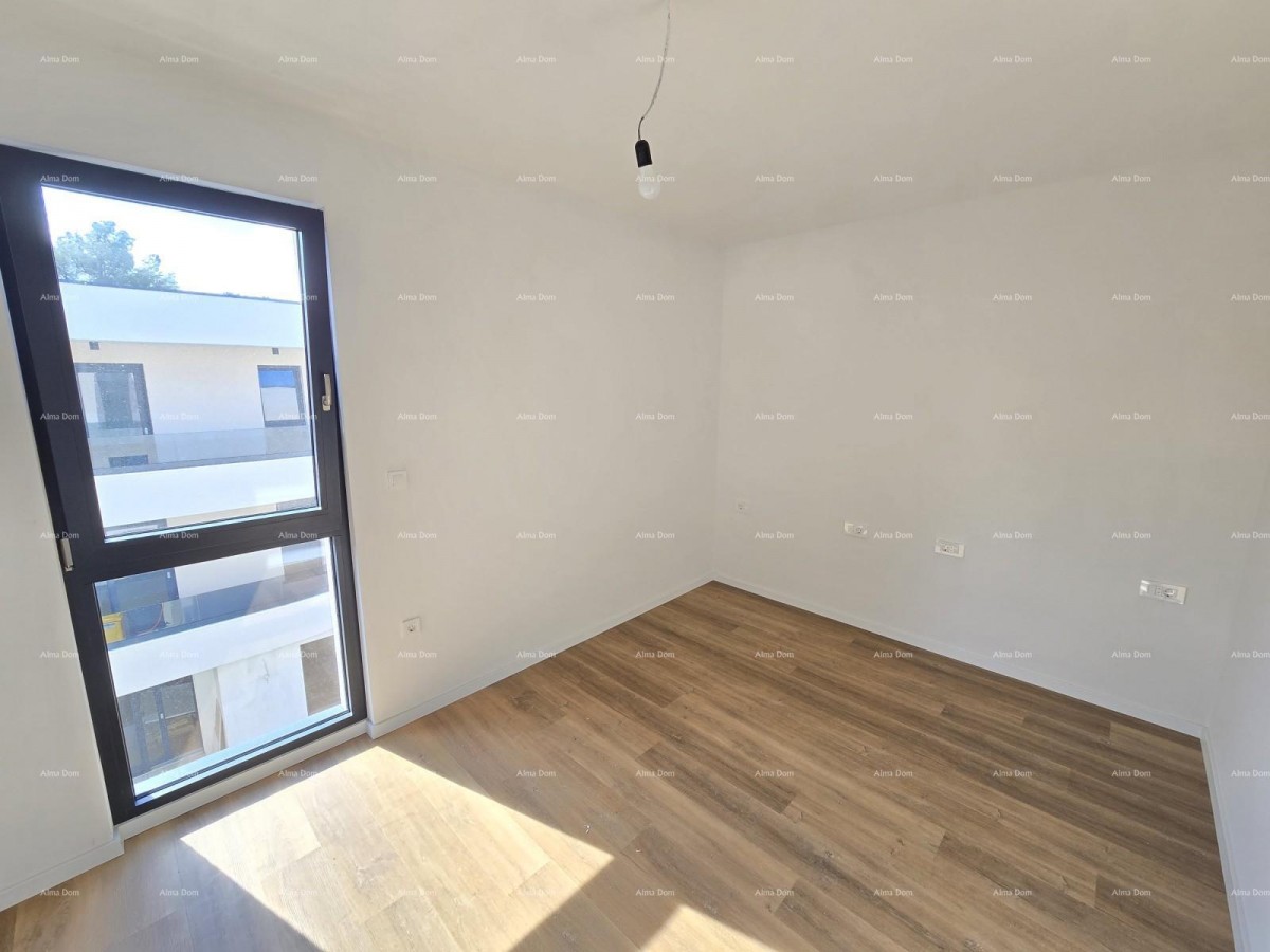 Novogradnja! Medulin! Prodaja. Dva nova objekta, 200 metrov do morja. Neposredna bližina hotela Medulin. 14