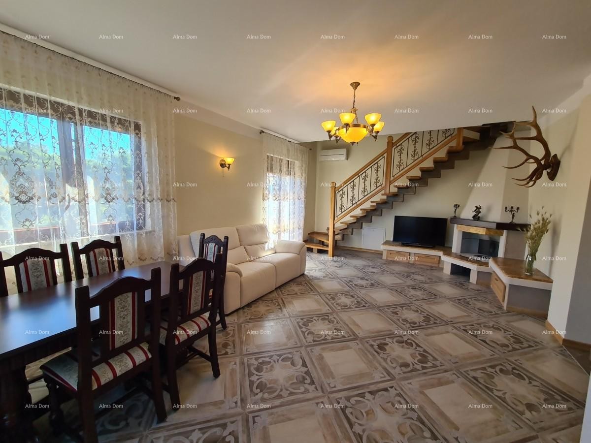 Three-storey apartment with a roof terrace! 100 meters from the sea. 11