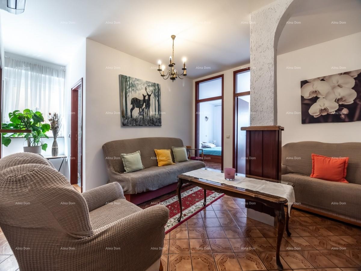 Apartmanska kuća s bazenom!Blizina mora i plaže!  Peroj. 7