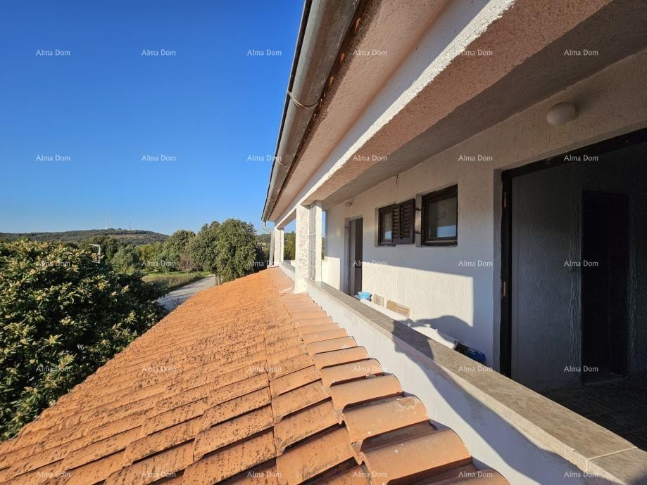 Ровинь: Недвижимость рядом с пляжем, окружённая сосновым бором 1