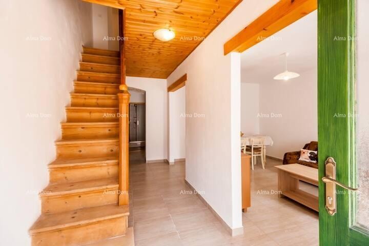 Продажа красиво оформленного, отремонтированного истарского дома с колодцем в Марчане! 3