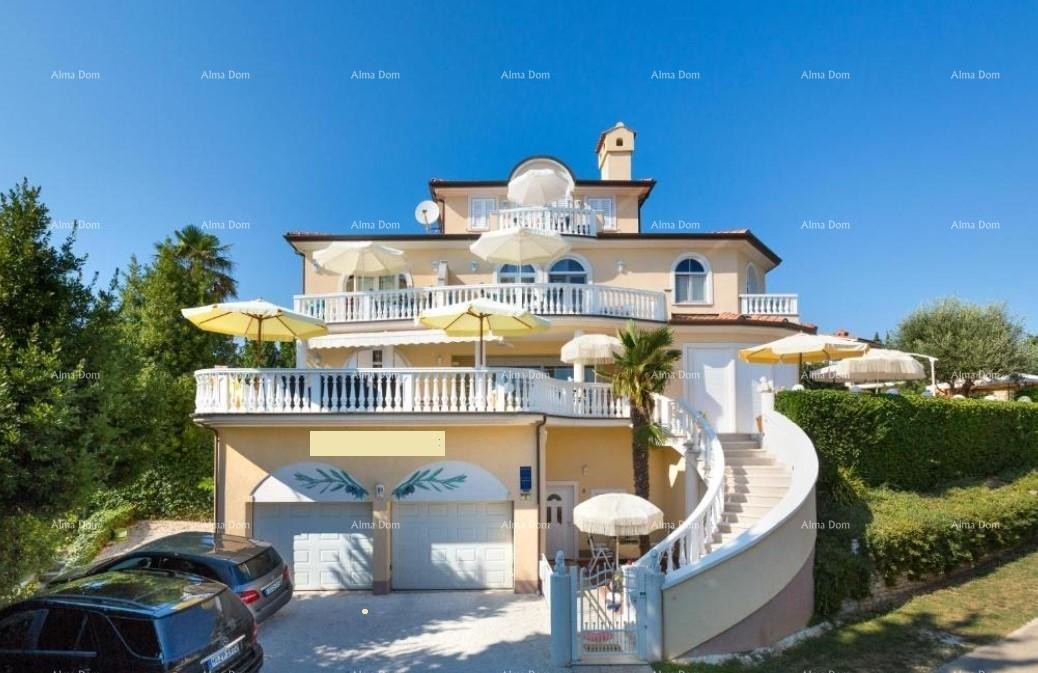 Kuća s apartmanima i bazenom u Premanturi – pogled na more! 7