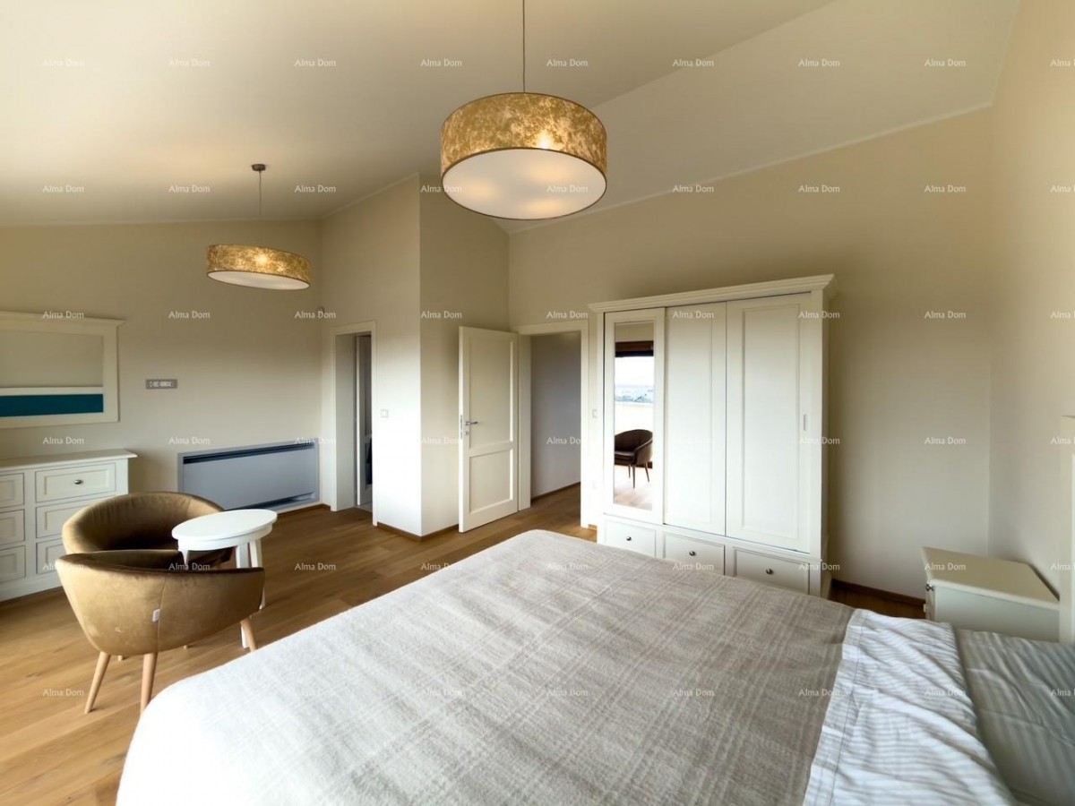 Vendiamo una villa con vista sui Brioni! 40