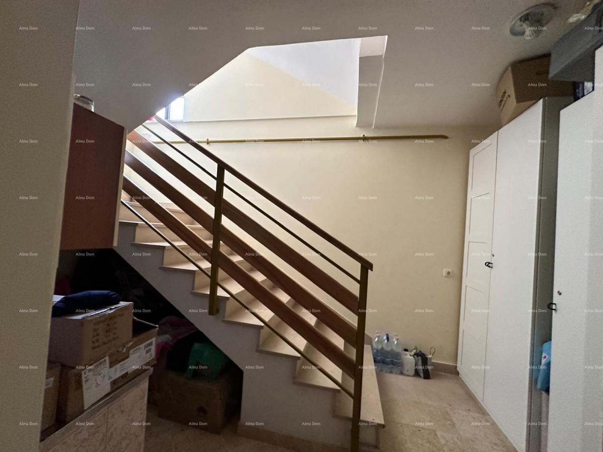 For sale: House with five apartments in an excellent location! 4