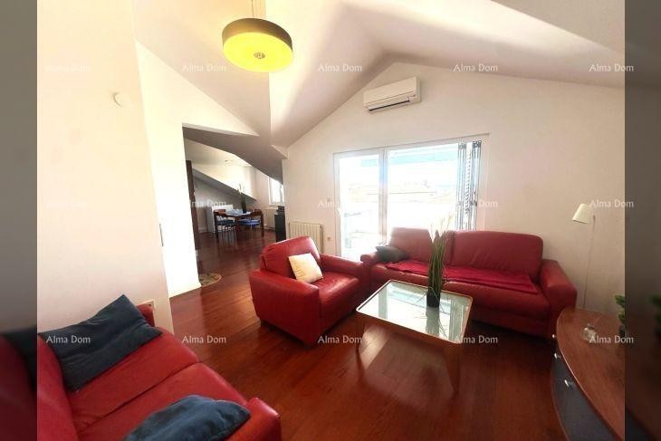 Poreč – Spacious penthouse with a large terrace and sea view 2