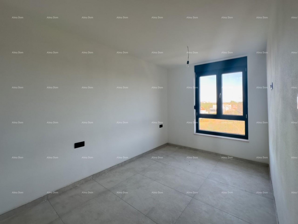 We are selling an apartment in a new building in Banjole. 13