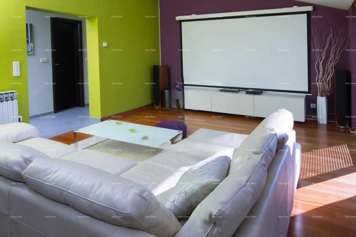 Prodaja - Prelepa kuća s apartmani i restoranom, Pula! Pogled na more! 8