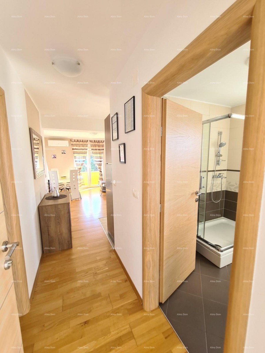 Medulin! House with 6 separate residential units! 17