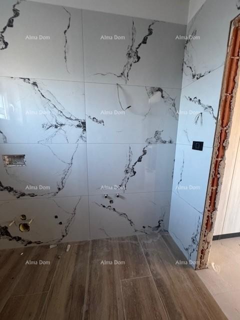 Šišan. Novozgrajena hiša z bazenom 16