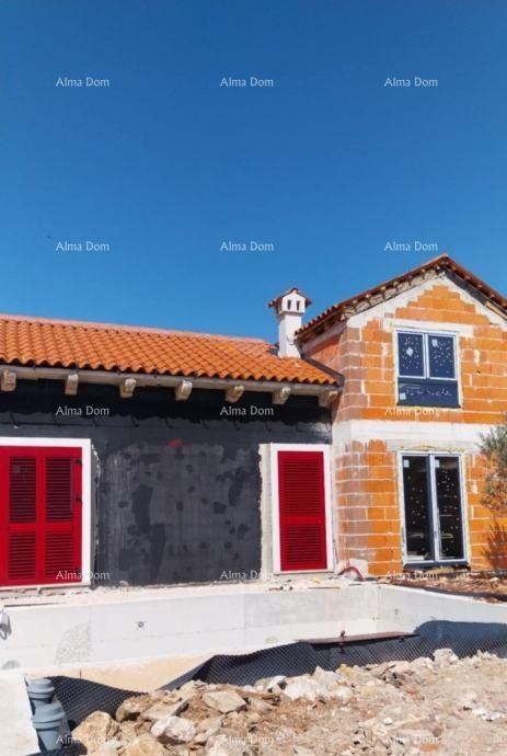 Vodnjan. Hiša v gradnji z bazenom in Svetvinčenat, zemljišče z gradbenim dovoljenjem! 17