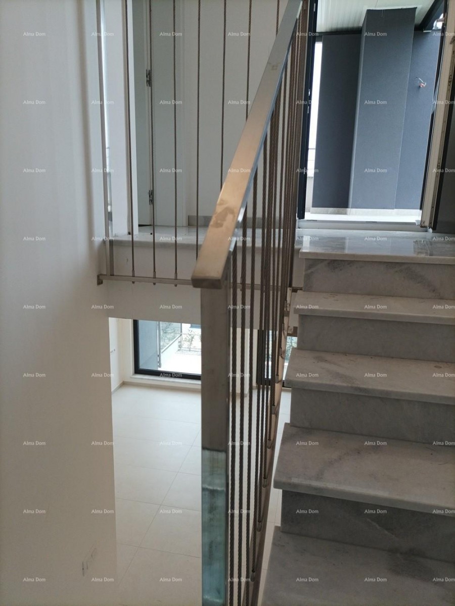 Moderna villa per le vacanze in un complesso chiuso con ville sulla costa del mare. 30