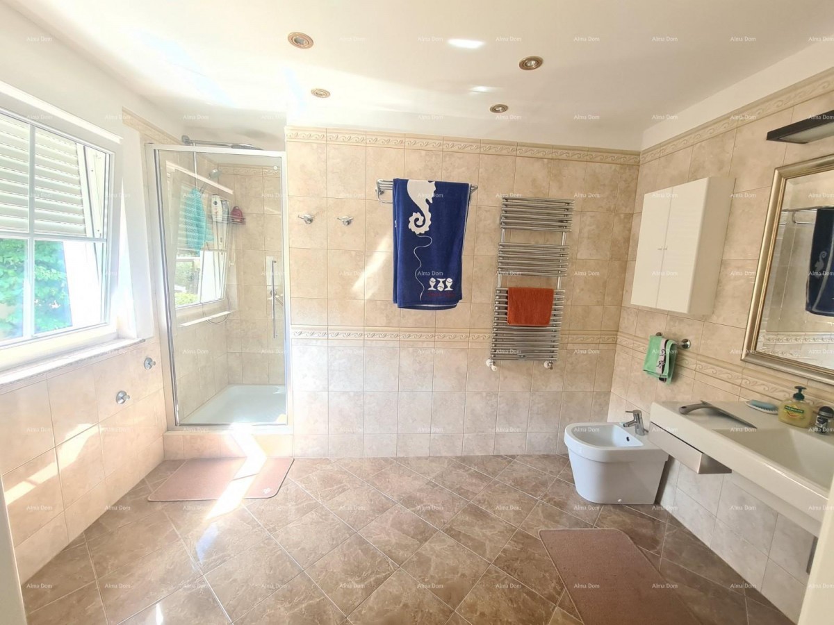 Samostojna družinska hiša blizu morja! 10