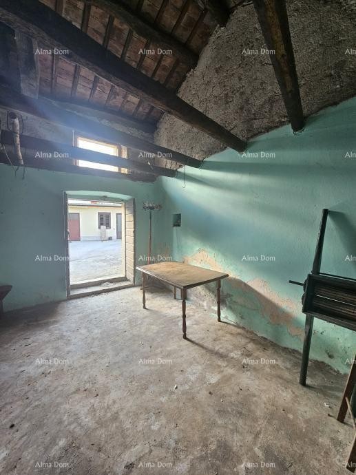 Barban – hiša z ograjenim dvoriščem 5