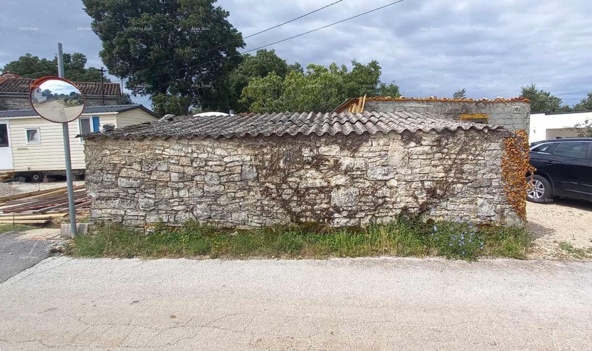 Gradbena parcela 490 m2. Pri Juršiću. 7