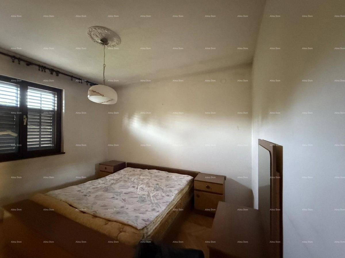 Affascinante casa familiare con ampio giardino e terreno edificabile aggiuntivo vicino a Barban 13