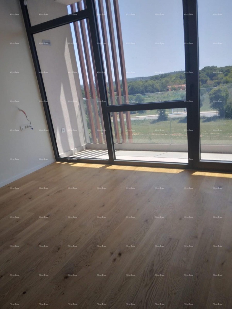 Prodaja dvoetažnog stana s parkirnim mjestom i vrtom, Rovinj! B1/B 20