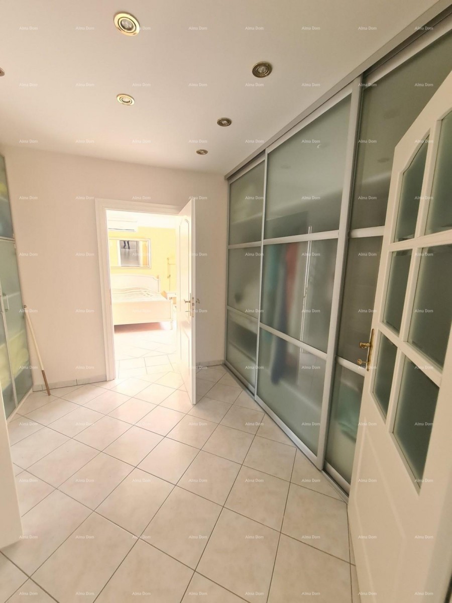 Detached family house near the sea! 12