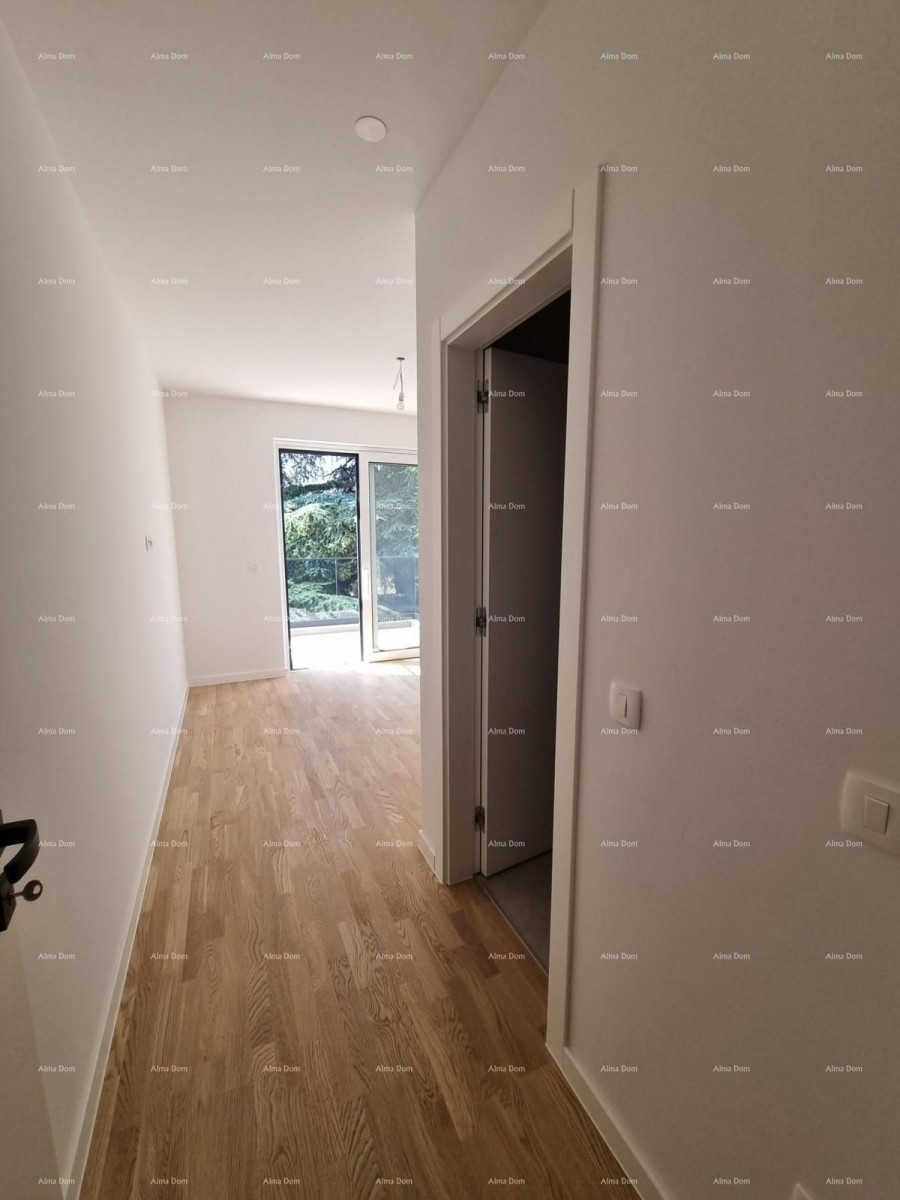 POREČ  TAR !!  Luksuzni dvoetažni stan s bazenom !S1 28