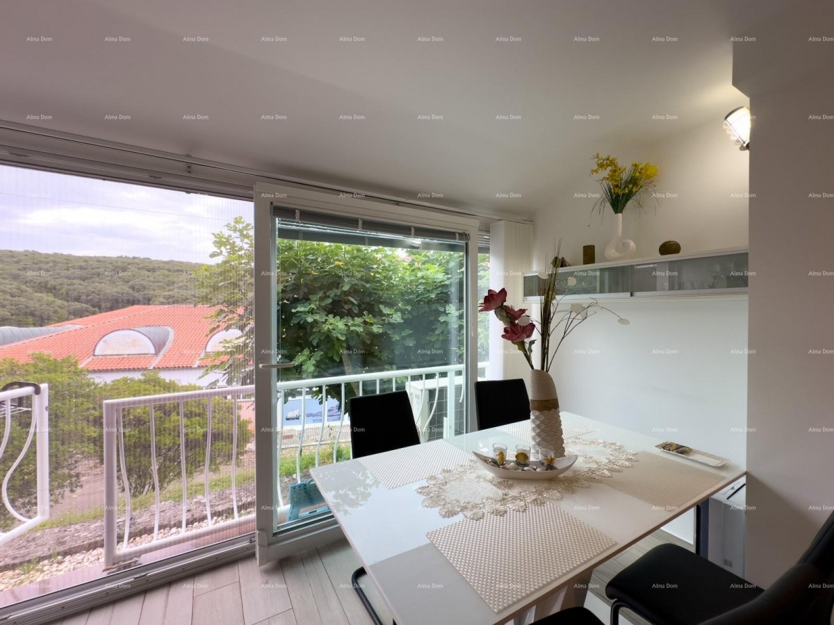 Prodajemo renoviran stan v Dugi Uvali! 15