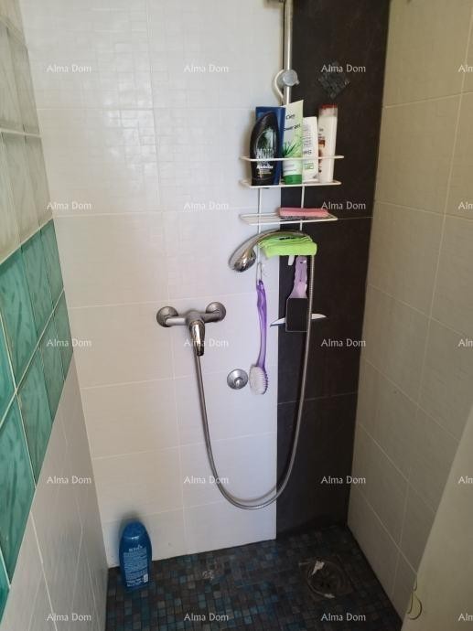 Prodaje se dvoetažni stan, 82 m2, u Brtonigli 5