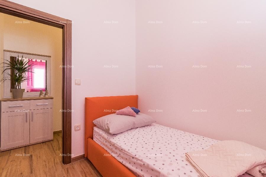 Valdebek. Samostoječa hiša s bazenom in jacuzzijem! Bližina centra mesta Pule. 22
