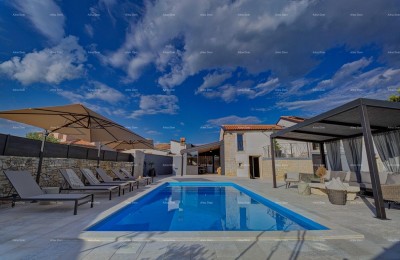 Продаем красивый дом в идиллической деревне, в самом сердце Истрии.