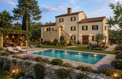 VILLA ISTRA CON PISCINA E 4.000 m² DI TERRENO – OPRTALJ