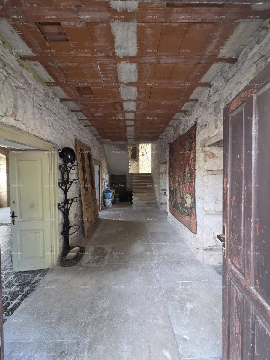 KUĆA U MUTVORANU – 300+ m² IN ZEMLJIŠČE 2.980 m² 21