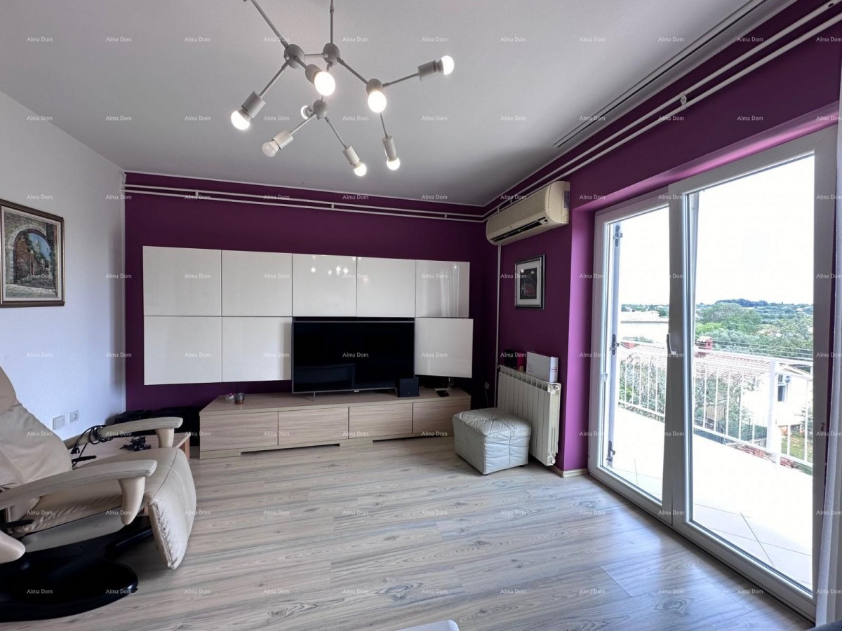 We are selling an apartment in a quiet location. Busoler. 15